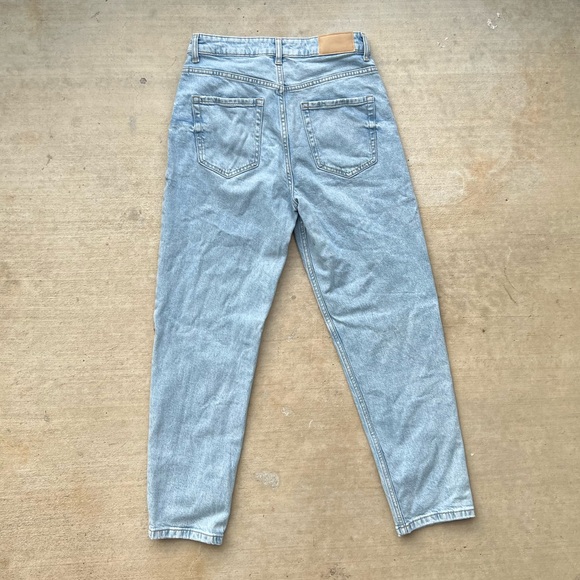 Zara Mom Jeans - Picture 3 of 4